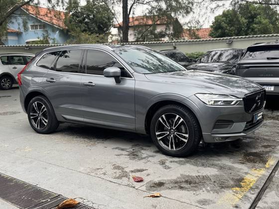 VOLVO XC60 2.0 T5 GASOLINA MOMENTUM AWD GEARTRONIC VOLVO XC60 2.0 T5 GASOLINA MOMENTUM AWD GEARTRONIC